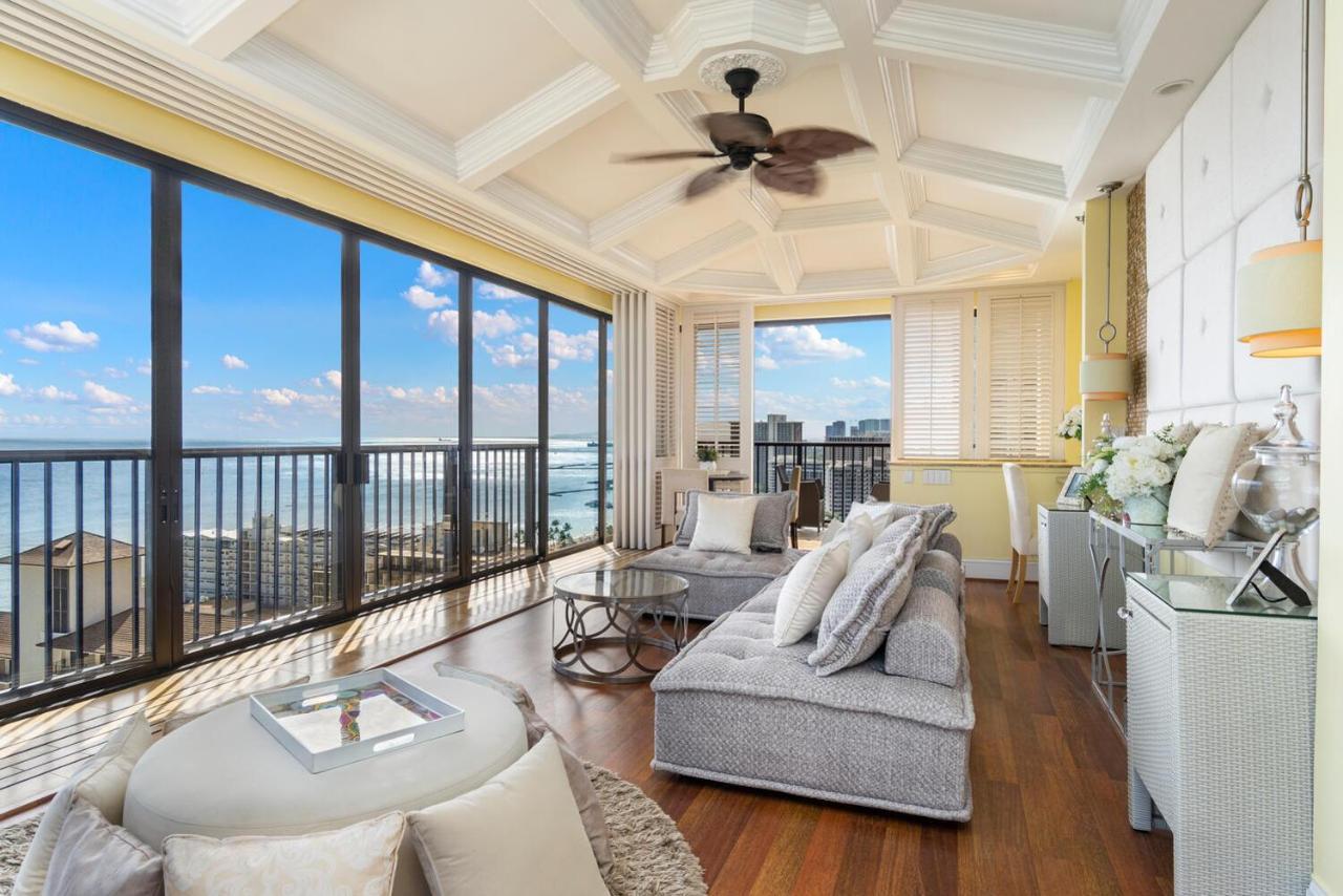 Oceanview Penthouse Suite ホノルル エクステリア 写真
