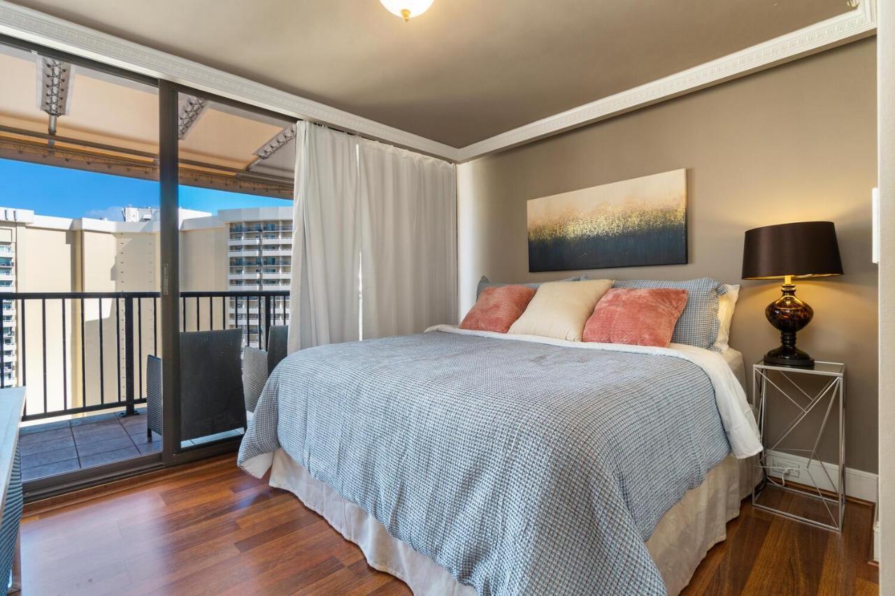 Oceanview Penthouse Suite ホノルル エクステリア 写真