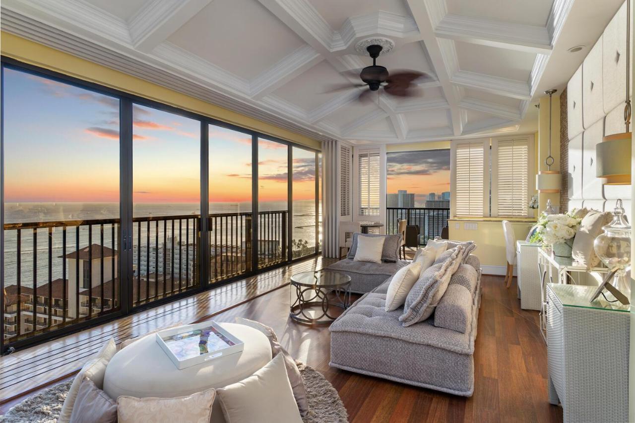 Oceanview Penthouse Suite ホノルル エクステリア 写真